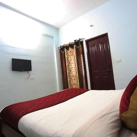 Lakshana Service Apartment - Big Temple Танджавур Экстерьер фото